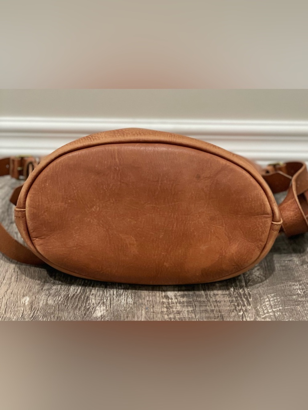 Madewell Transport Bucket Bag - Picture 4 of 14